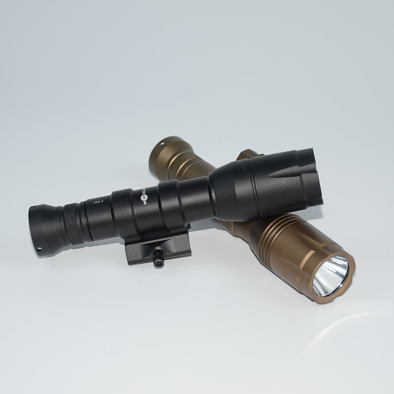Tactical flashlight